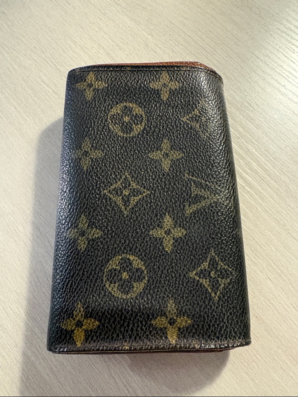 Louis Vuitton Monogram Canvas compact Wallet - Brown and Tan - Picture 3 of 14